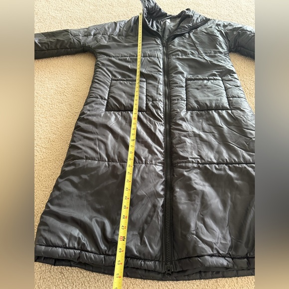 Black Women's Puffer Jacket with Bold Lettering - Picture 8 of 9